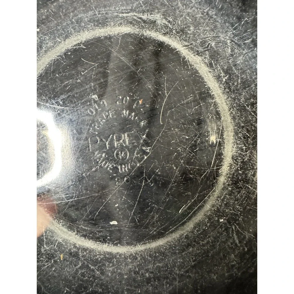 Vintage Pyrex Clear Bowl With Lid